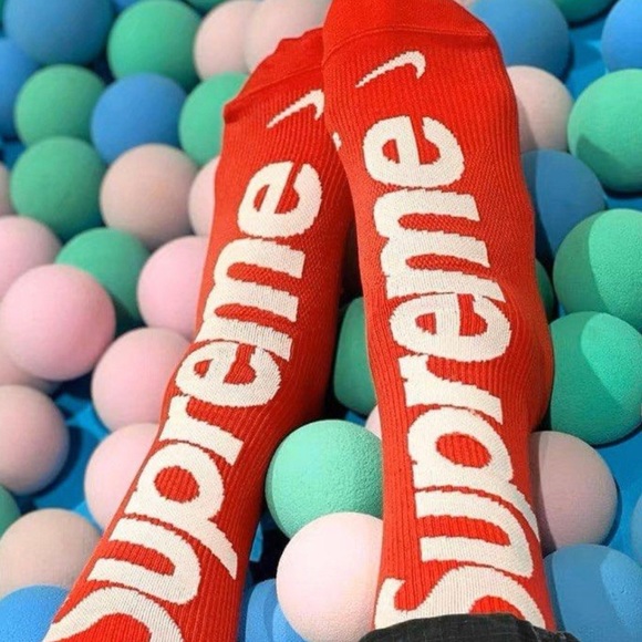 Supreme x Nike Lightweight Crew Socks Men's brand new with tags - Picture 8 of 11
